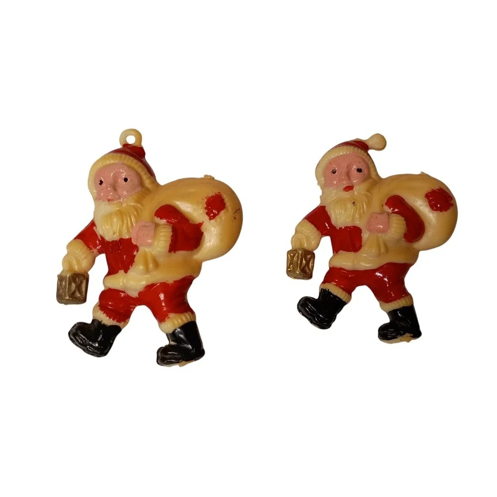 Vtg Set of 2 Plastic Santa 2